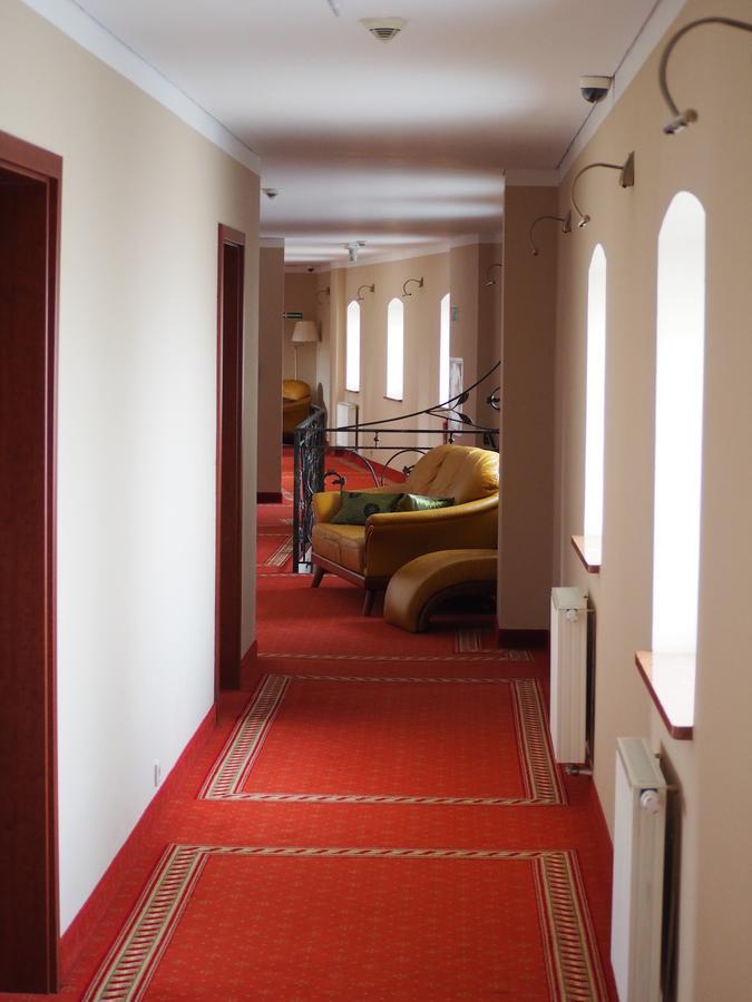 Hotel Spichlerz Lubawa Bagian luar foto